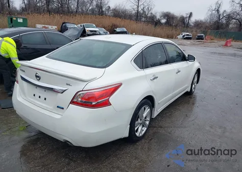 2013 Nissan Altima 2.5 Sl z USA, uszkodzony, nr VIN 1N4AL3AP5DC175900